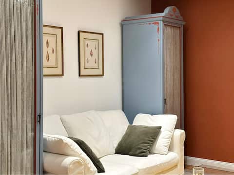 Popular Airbnb listing: Golden Triangle: Apartment in the Garden of Ypres in Le Touquet Paris Plage