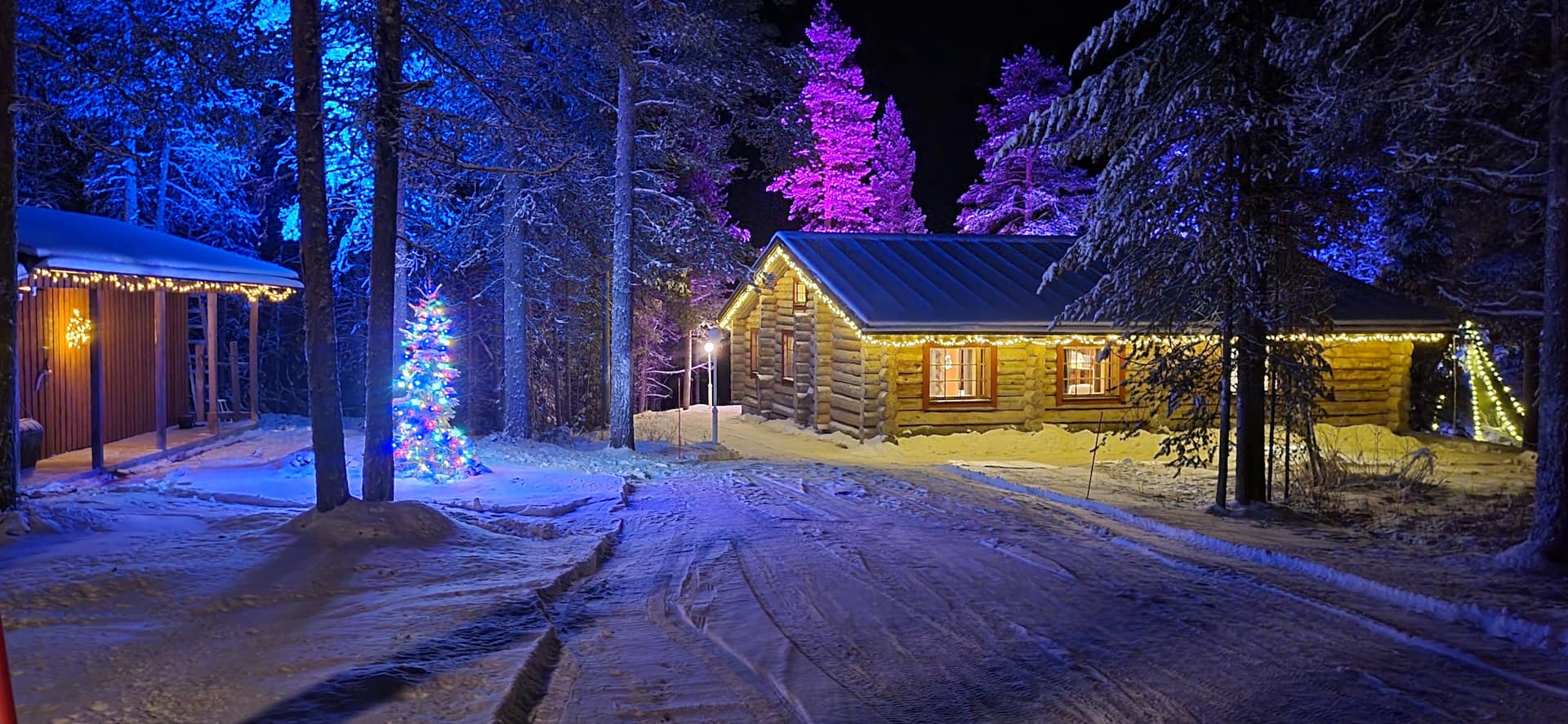 Aurora Ounas cottage 1 by river