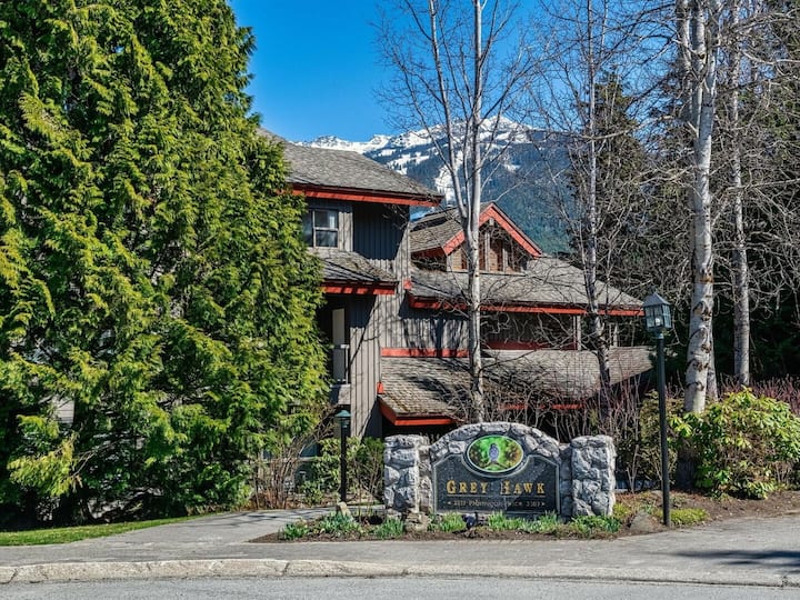 Cozy Whistler Condo Walking Distance To Village! - Whistler