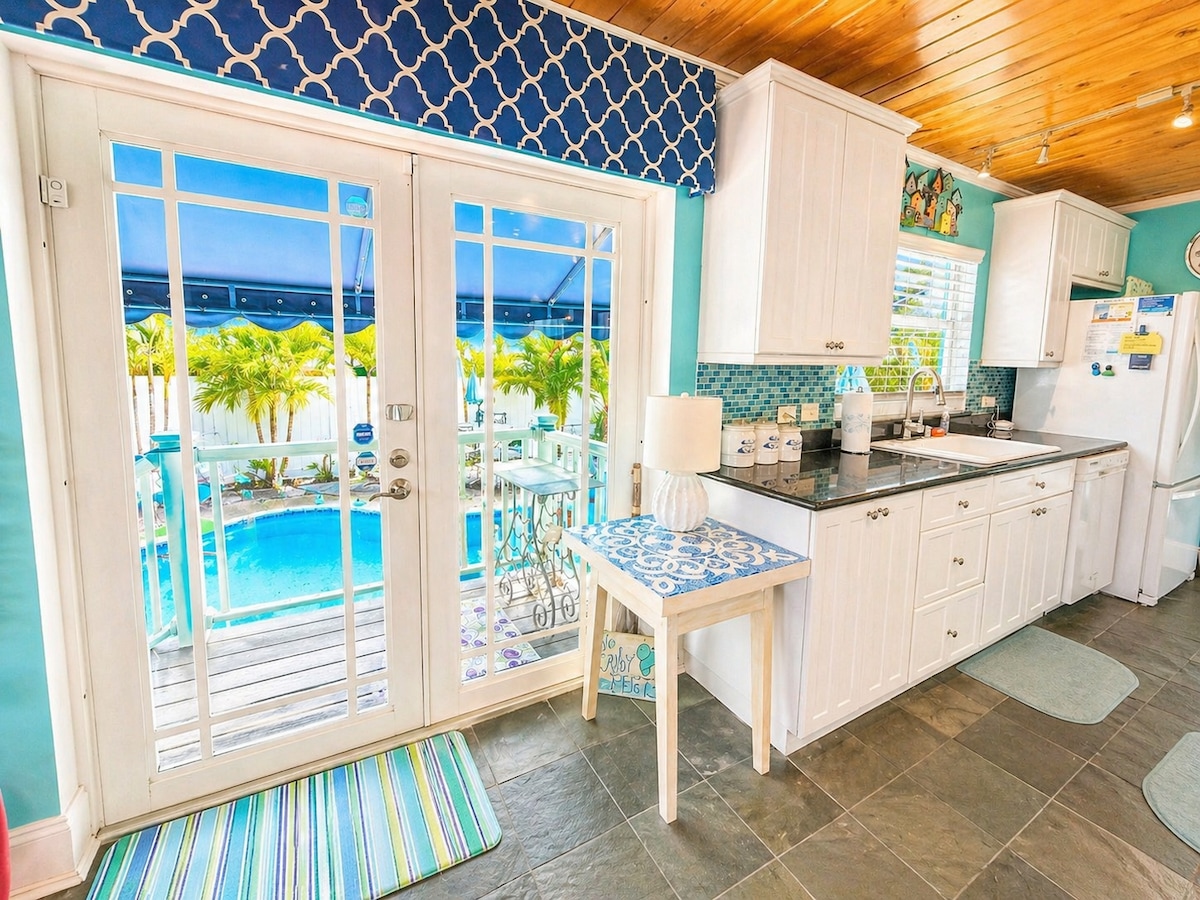 Full kitchen image 2