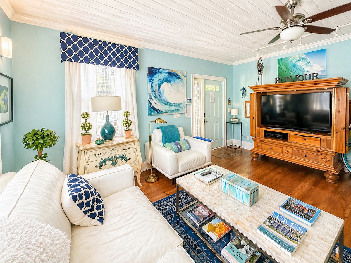 Living room image 2