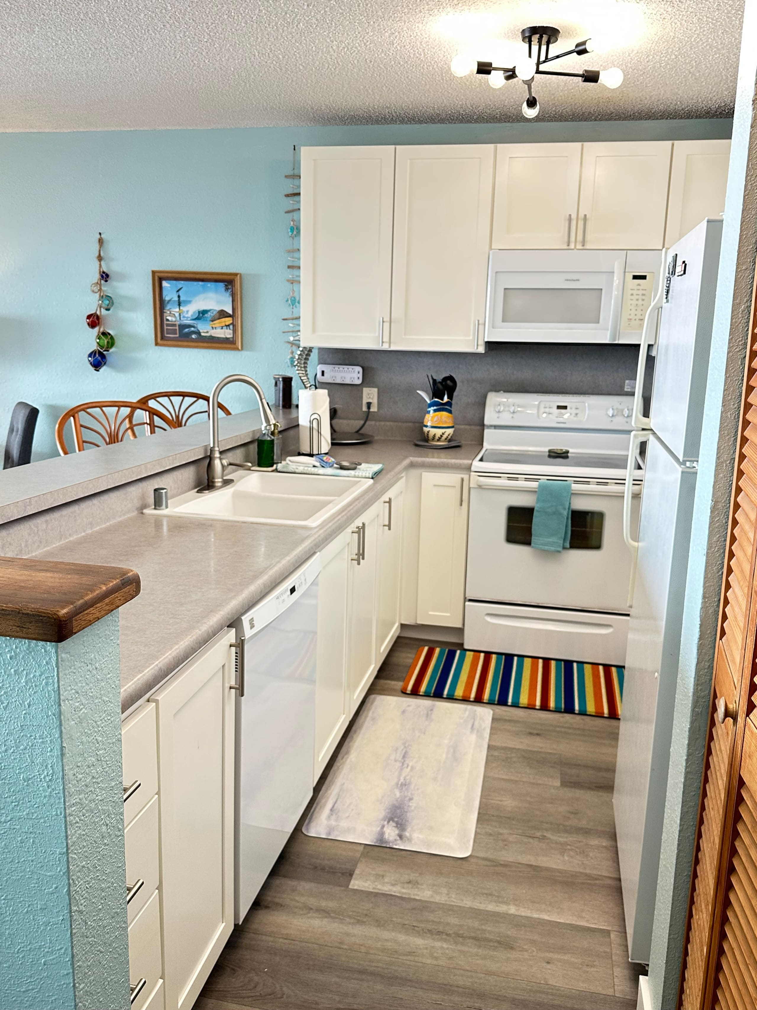 Condo in Kailua-Kona · ★4.95 · 1 bedroom · 1 bed · 1 bath - Image 3