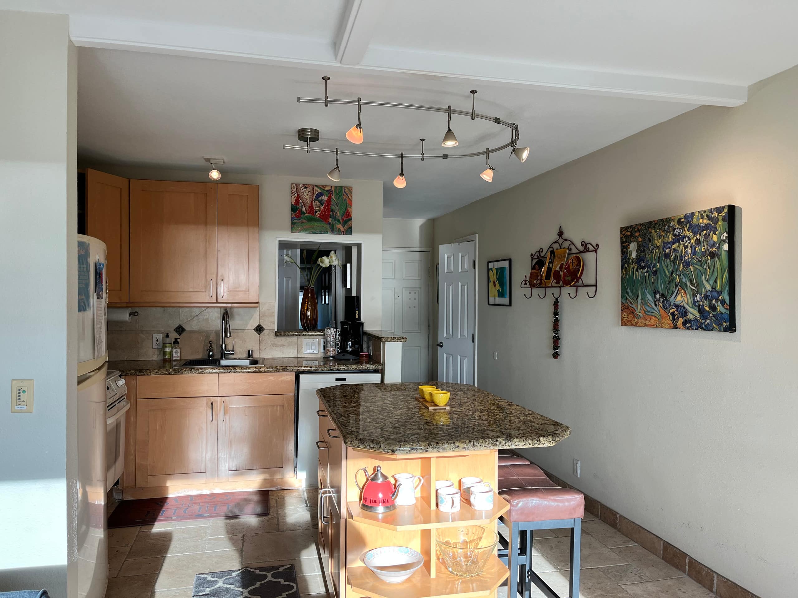 Condo in Kihei · ★4.82 · 1 bedroom · 1 bed · 1 bath - Image 19