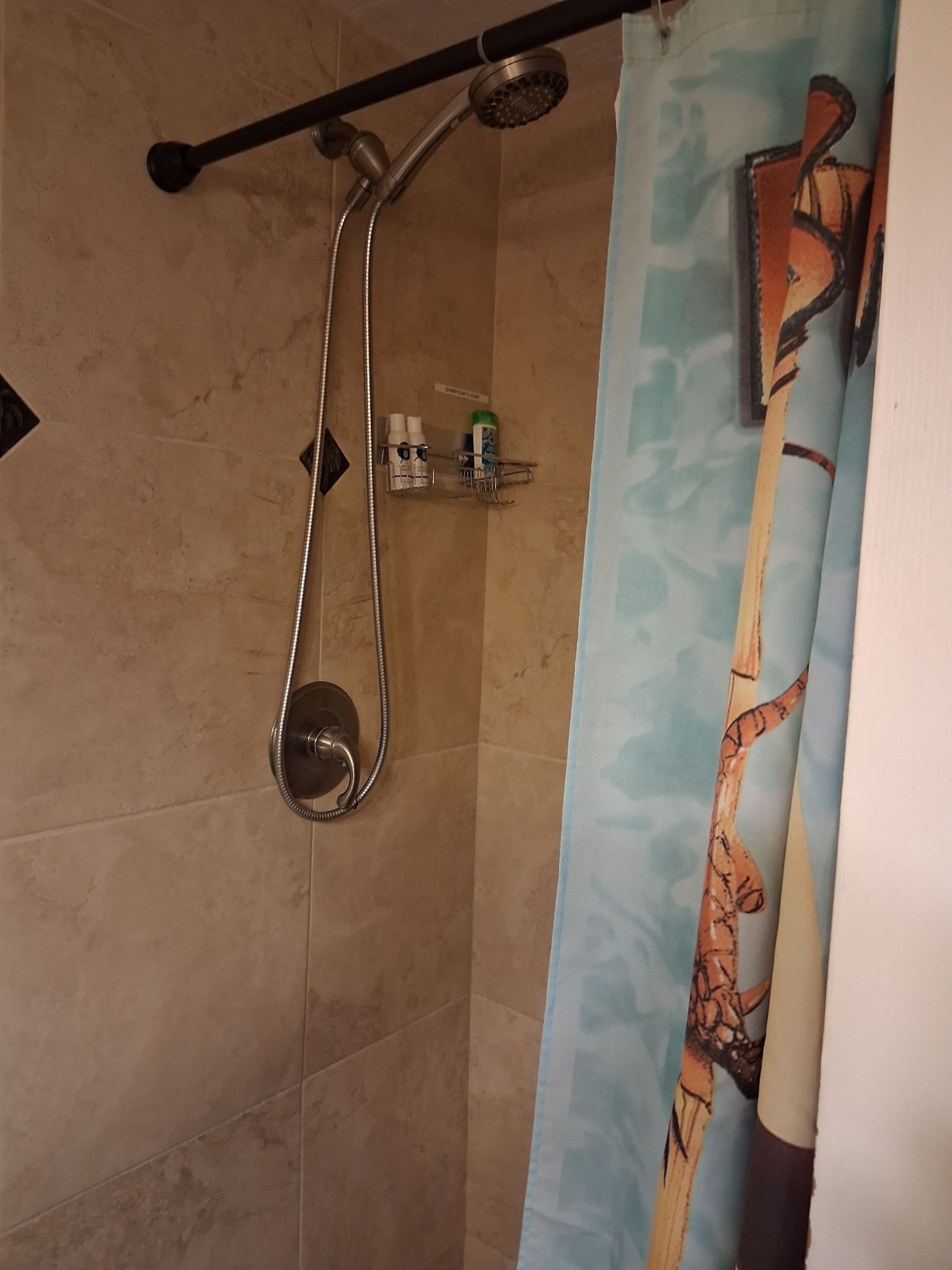 Condo in Kihei · ★4.62 · 2 bedrooms · 2 beds · 2 baths - Image 12