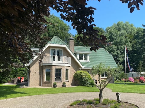 VILLA, detached, close to Beach, Sea and Forest