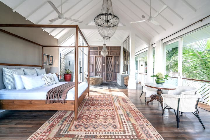 Private Resort | Restaurant, Spa, Nannies & Events