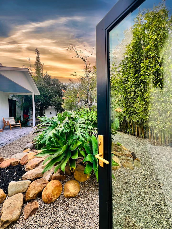 Airbnb – Oxnard Stays