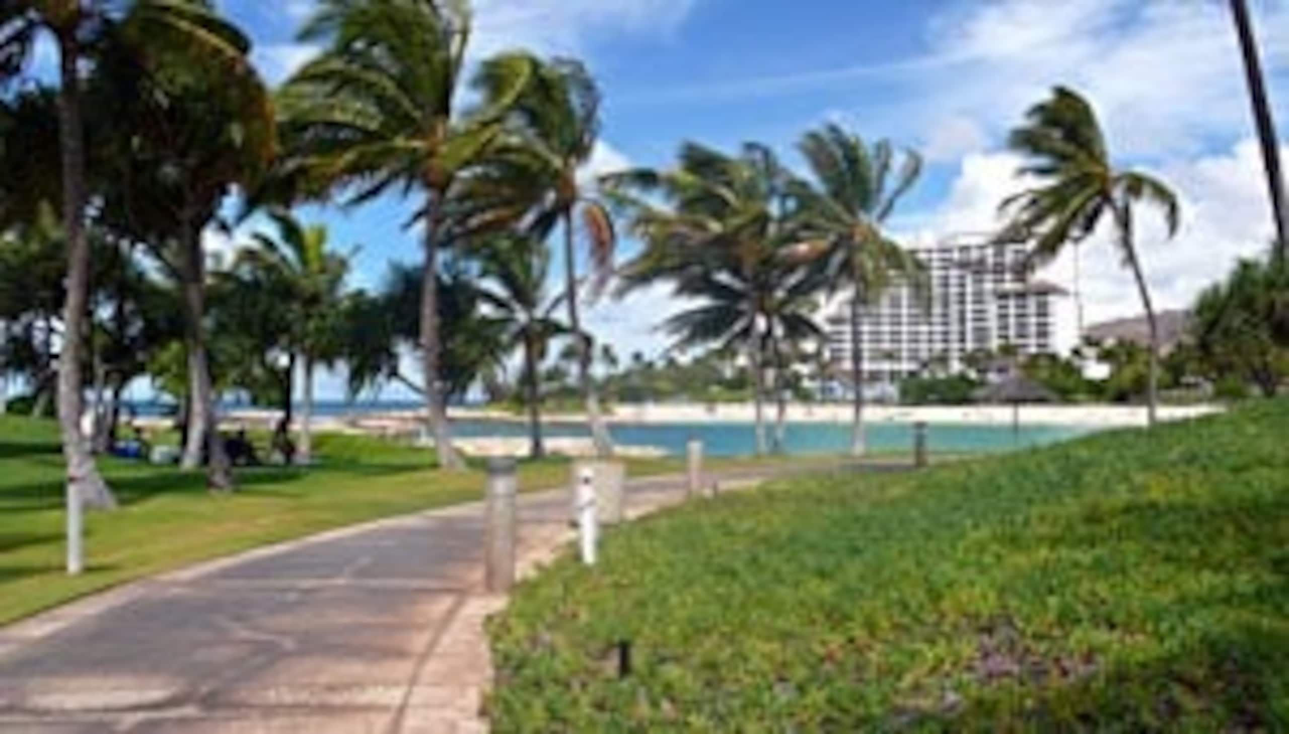 Condo in Kapolei · ★4.83 · 3 bedrooms · 5 beds · 2 private baths - Image 43