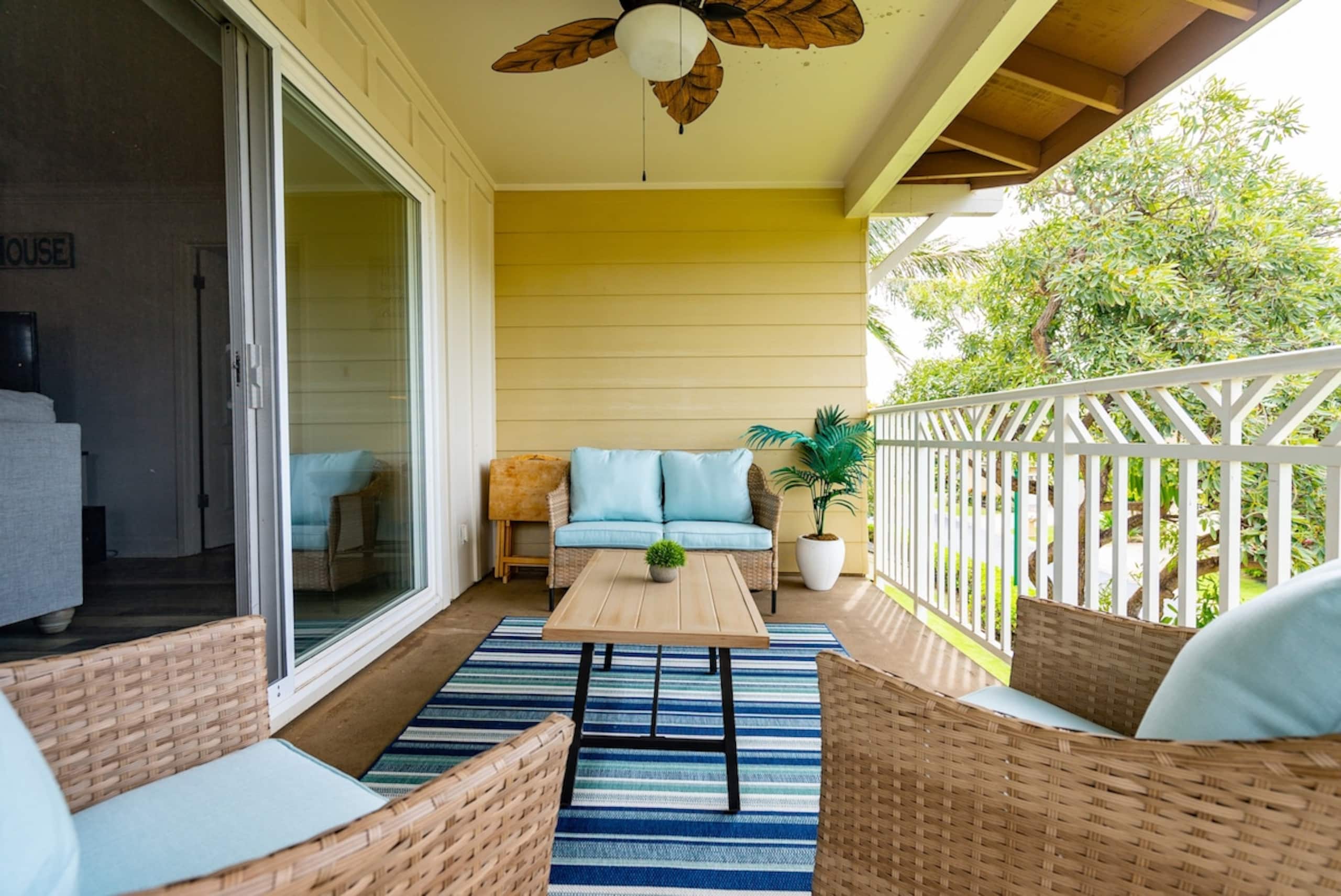 Condo in Kapolei · ★4.83 · 3 bedrooms · 5 beds · 2 private baths - Image 11