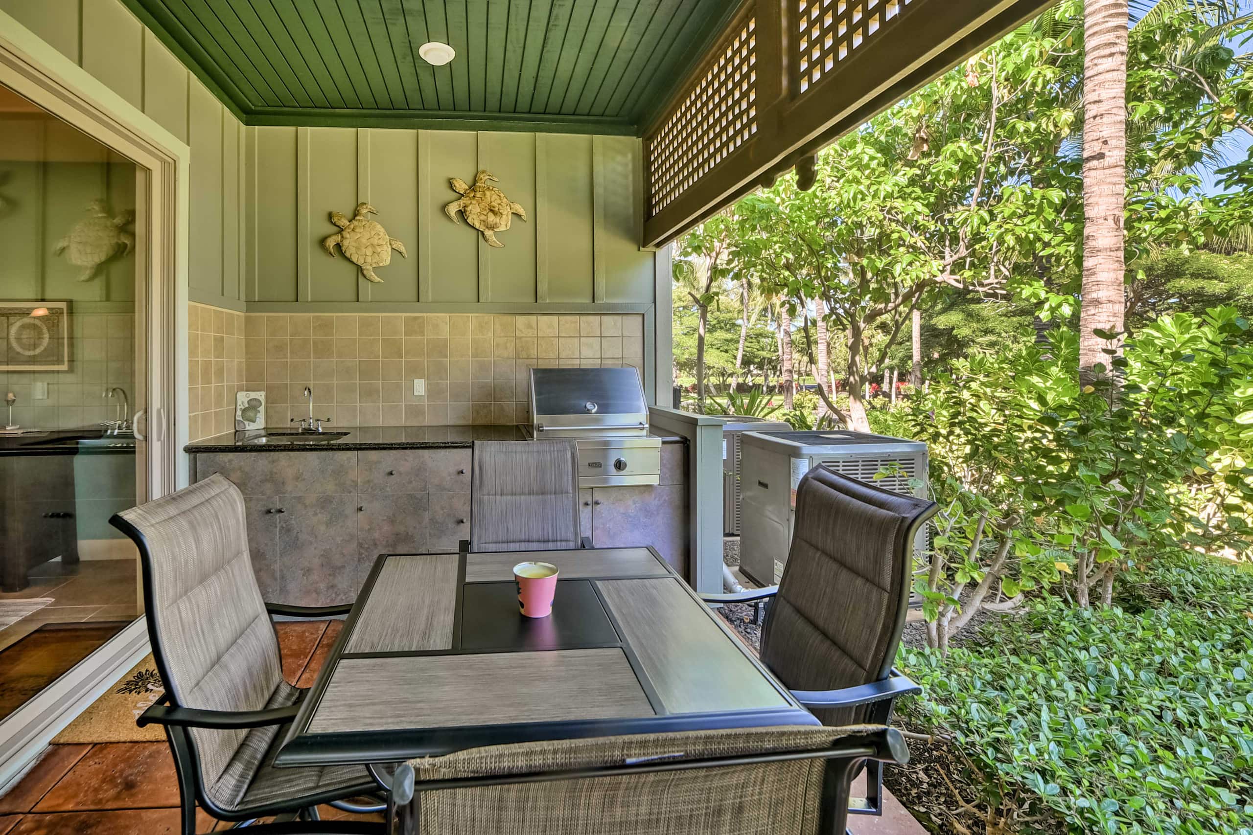 Condo in Waimea · ★4.94 · 2 bedrooms · 3 beds · 2.5 baths - Image 22