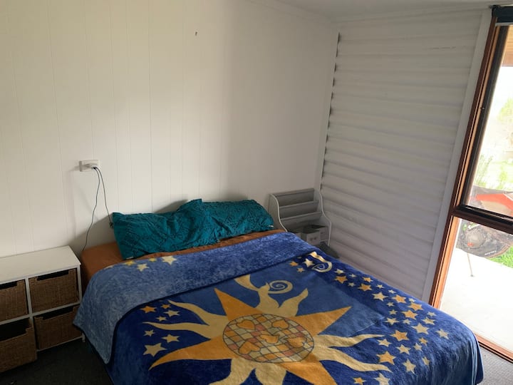 საძინებელი 2