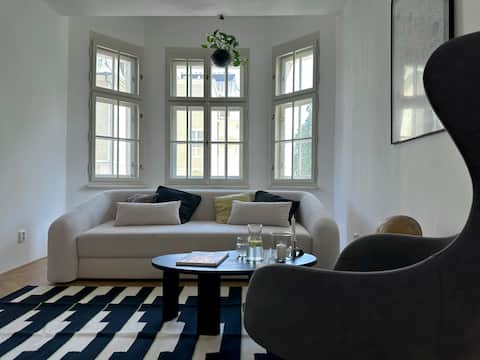 Popular Airbnb listing: Stunning place in Karlín in Praha 8