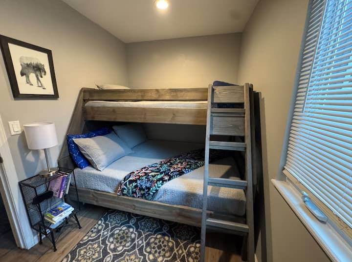 საძინებელი 1