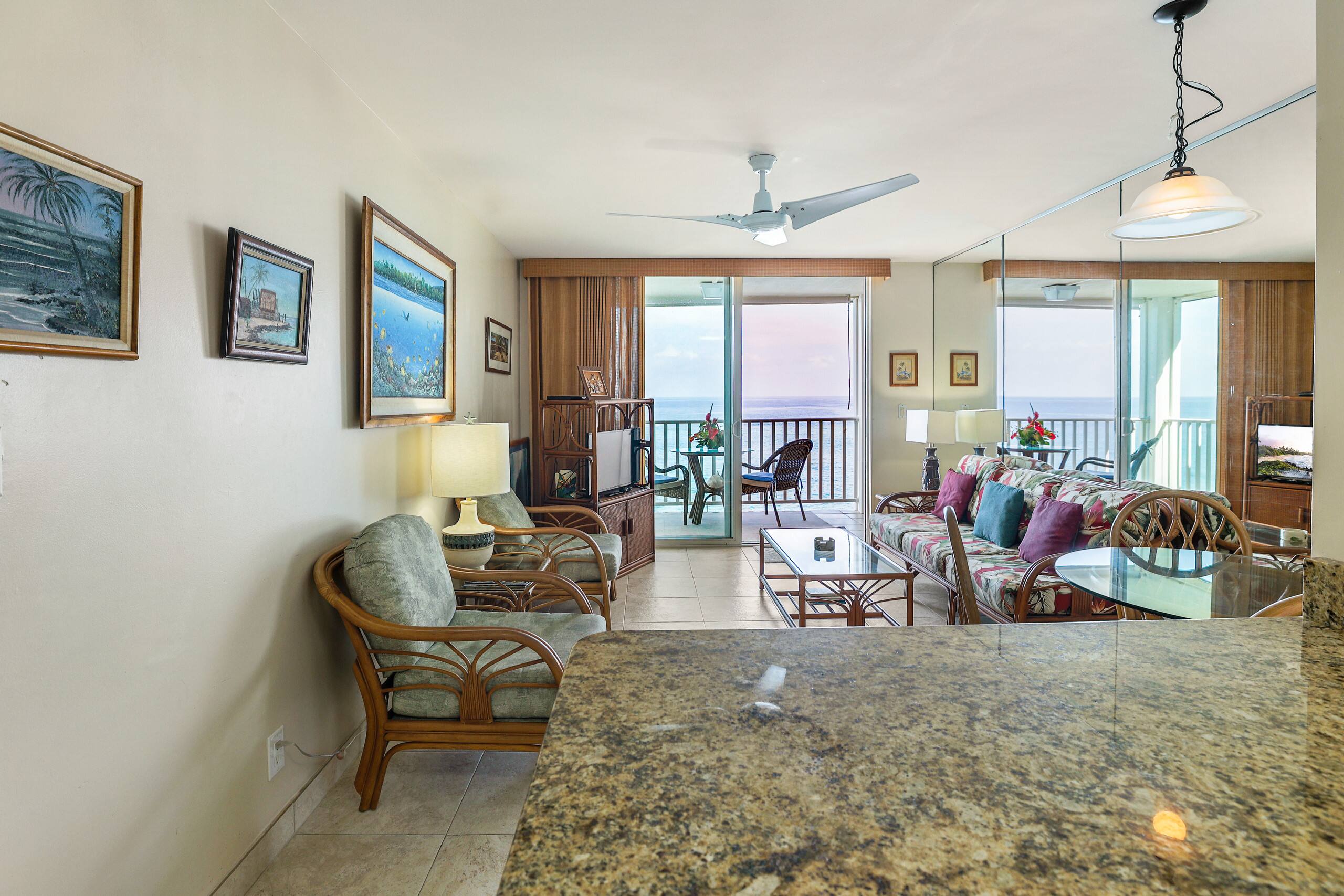 Condo in Kailua-Kona · ★4.47 · 1 bedroom · 2 beds · 1 bath - Image 5