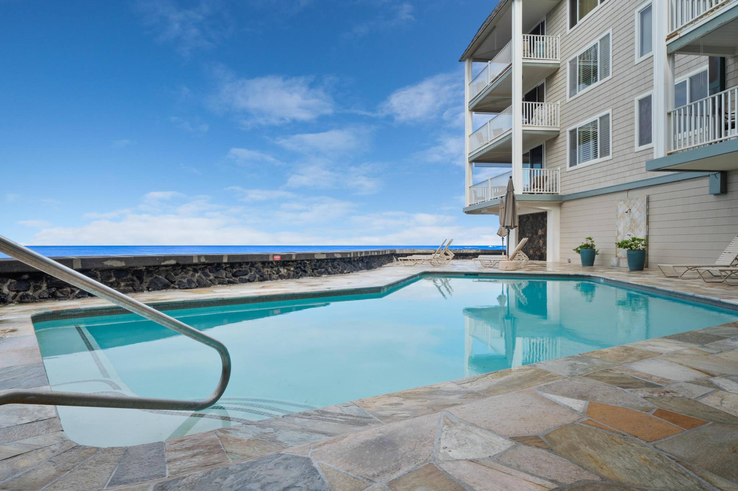 Condo in Kailua-Kona · ★4.47 · 1 bedroom · 2 beds · 1 bath - Image 24