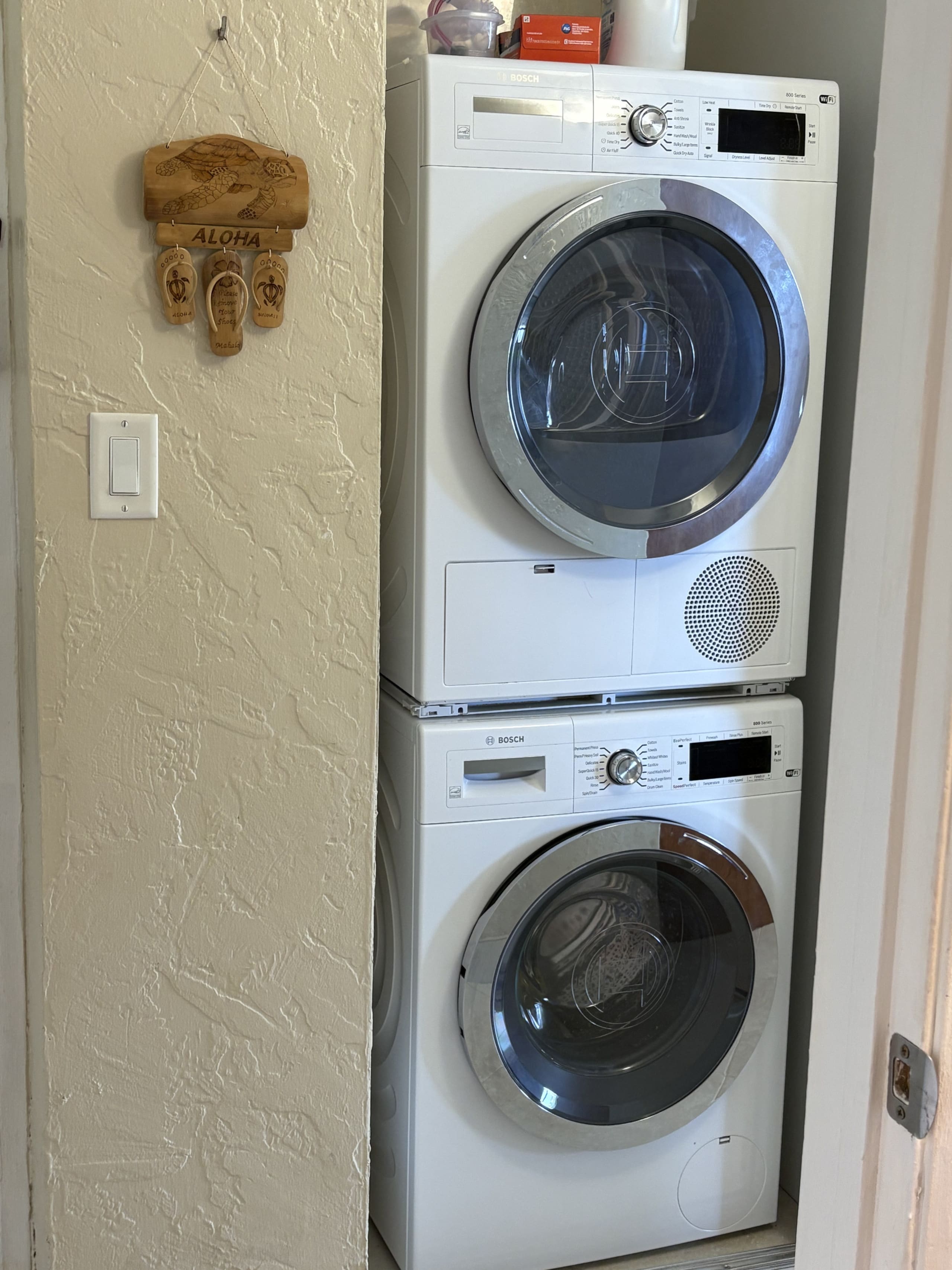 Condo in Lahaina · ★4.94 · 1 bedroom · 1 bed · 1 bath - Image 9
