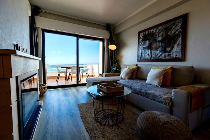 Entire home with 2 bedrooms in Ericeira - Apartamento Amara - Ocean View & Swimming pool