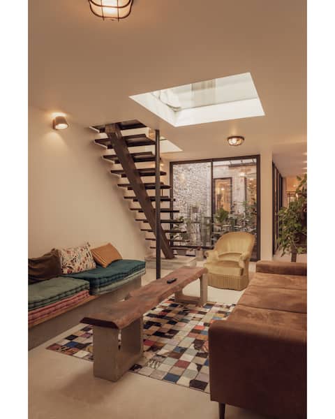 Airbnb performant: Architect's apartment – Mâcon center à Mâcon