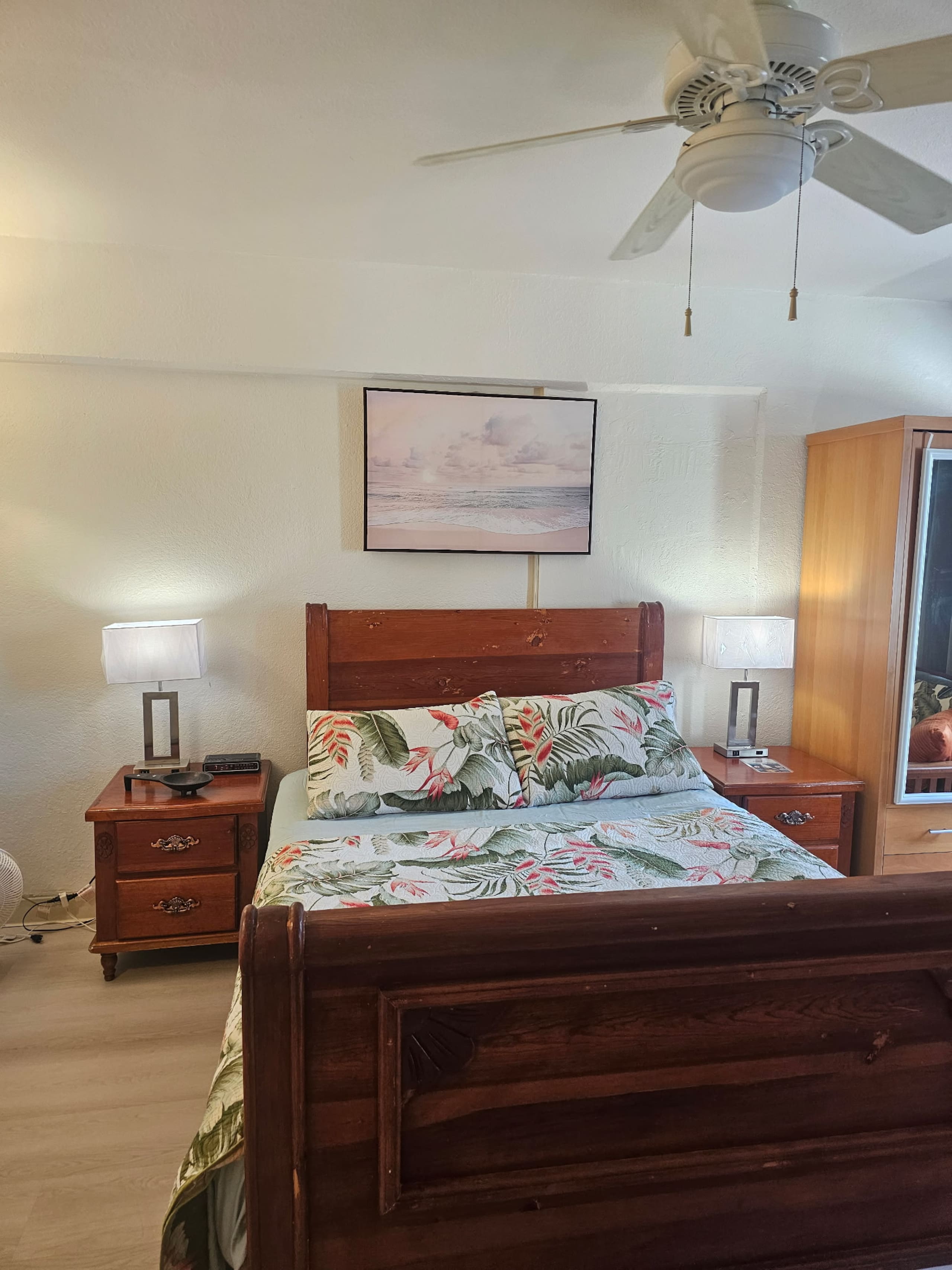 Studio apartment walking distance from the beach - Image 5