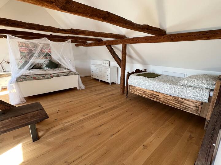Schlafzimmer 2