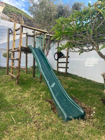 2 Bedroom-Sea Point Home with pool on Ocean View gallery image 3