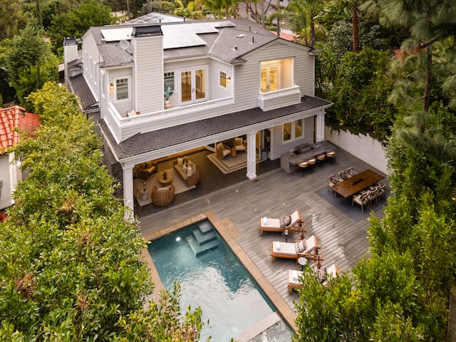 5090sf in Heart of Prime West Hollywood