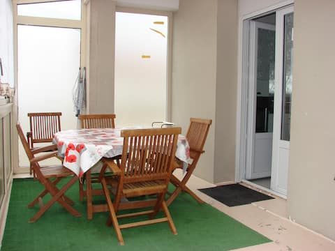 3-bedroom house
Veranda / Private Courtyard