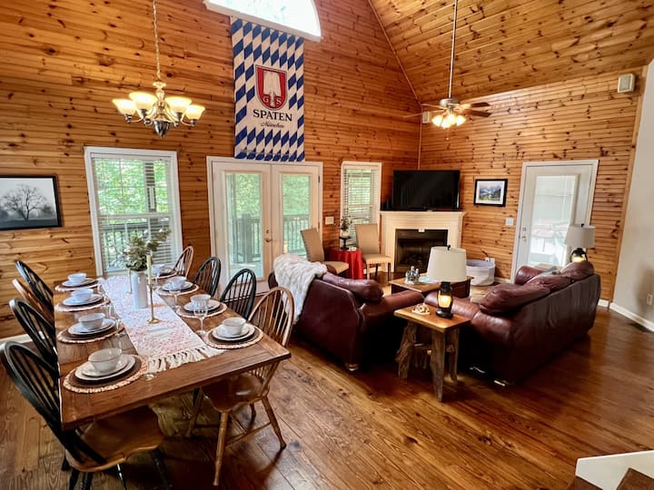 Rest And Be Thankful - Cozy Retreat Near Downtown - Helen, GA