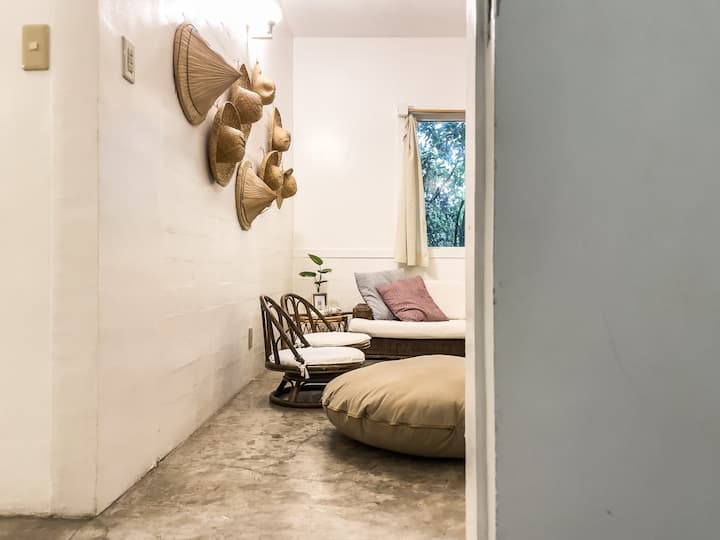 Kahilom Nest: Monkeys, Bats, Forest, Pet Friendly! - Bataan