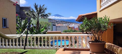 Fabulous house with views of Mount Teide, the sea, and a private pool