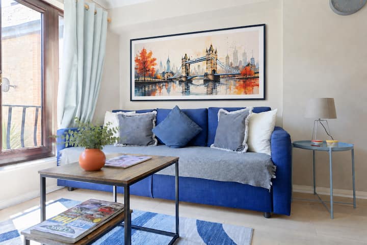 | Wapping | Tobacco Docks | Modern Flat | - London