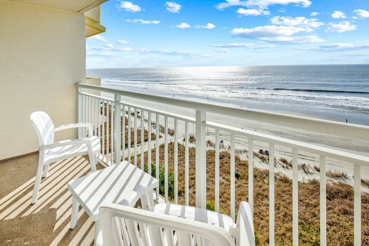 Bay Watch 0906: 1br Oceanfront | Balcony - South Carolina