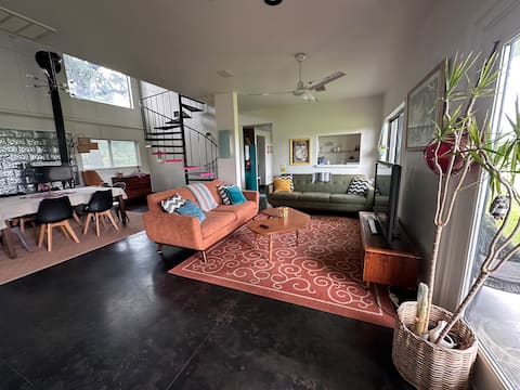 SunsetOaks|Retreat | Nature Event+Family & Friends