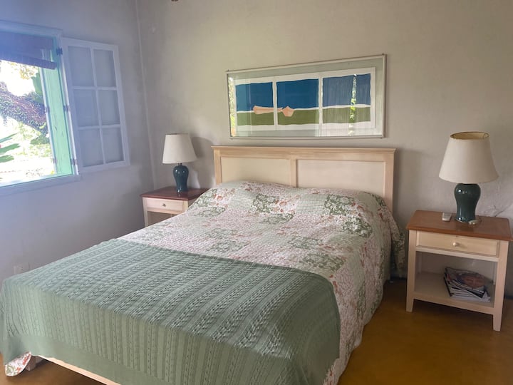 Брачен апартман (широк 125 - 149 см) со брачен кре