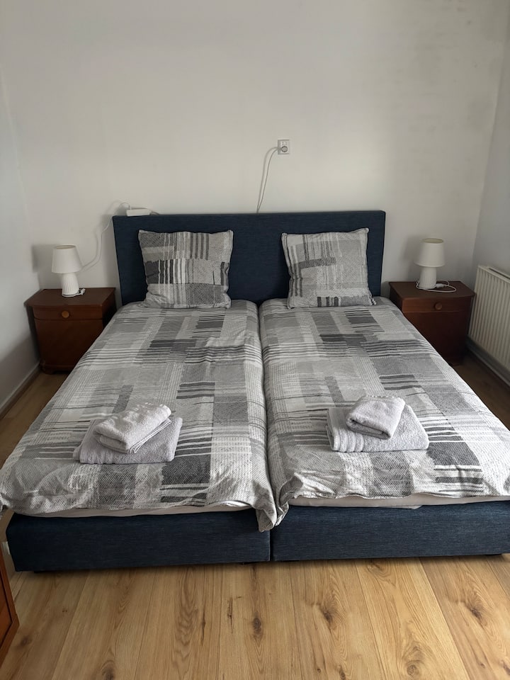 غرفة النوم 1