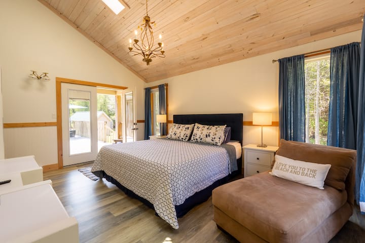 Primary Bedroom with King Bed