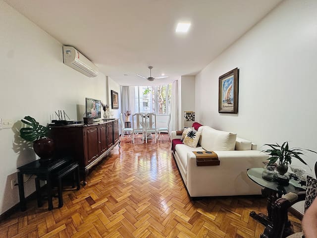 Copacacabana, RJ Espaco inteiro – 02 Quartos