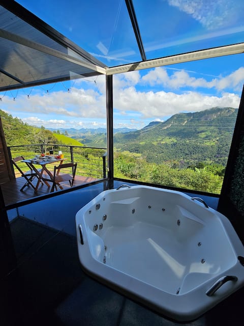 Top Airbnb: Recanto do Rei Chalets Sunflower Chalet em São Bento Do Sapucaí