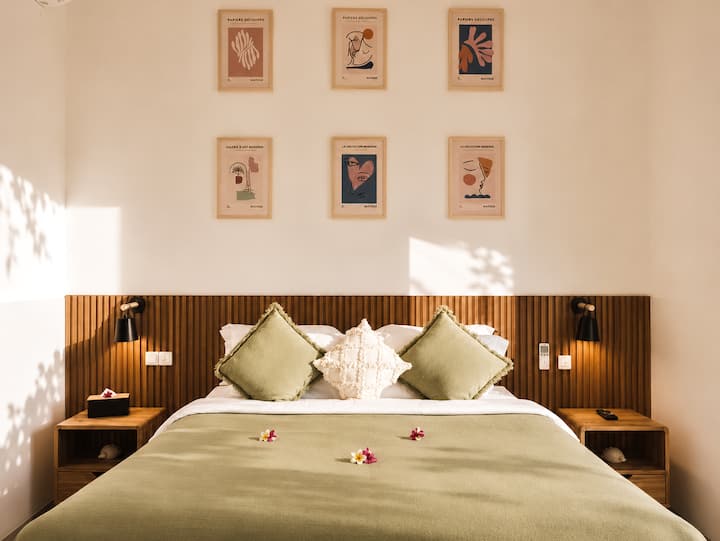 Cozy Bedroom Retreat – A warm and inviting space designed for a restful stay.