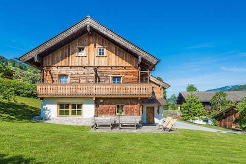 Schmiedhaus original and authentic since 1606