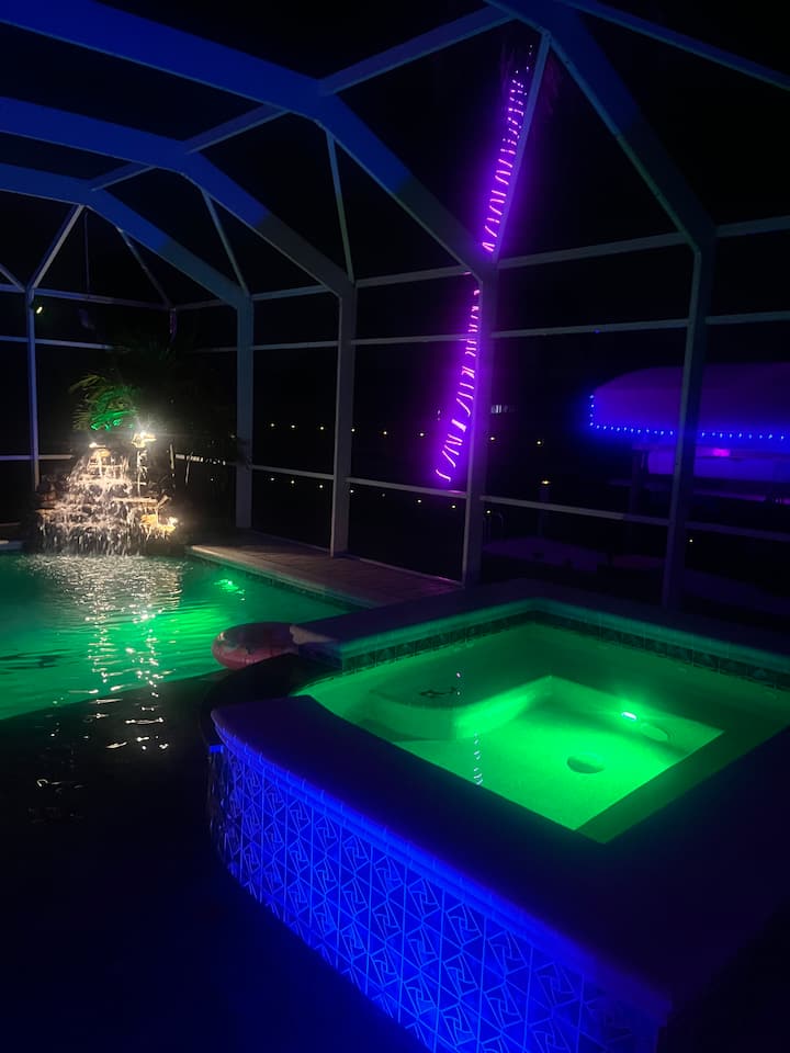 訳アリ！エミリッドバハマ カールヴィルソン8 VILLA PARADISE 1445 WILLSHIRE CT CAPE CORAL - Houses for Rent in