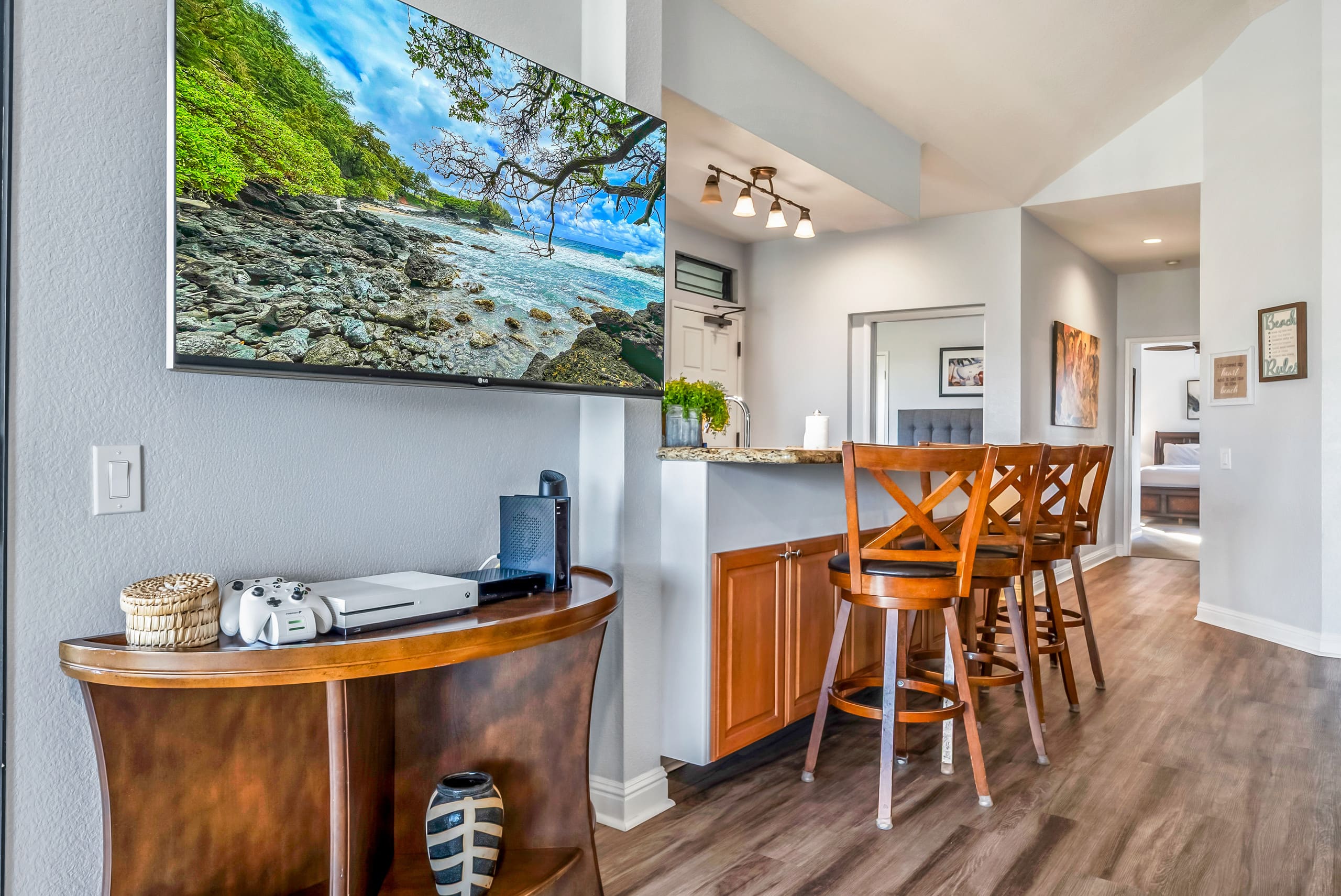 Condo in Kihei · ★4.95 · 3 bedrooms · 4 beds · 2 private baths - Image 8