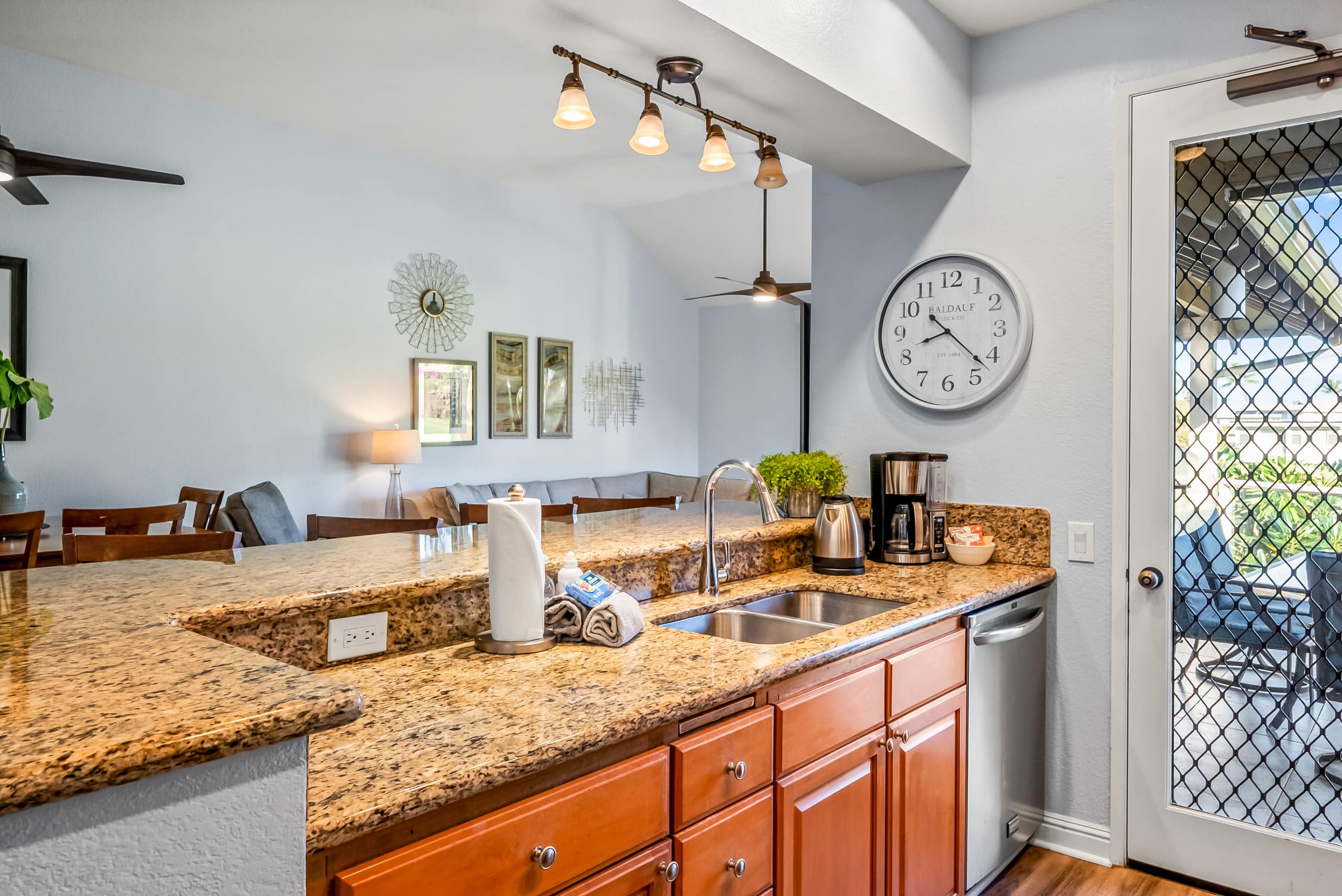 Condo in Kihei · ★4.95 · 3 bedrooms · 4 beds · 2 private baths - Image 15