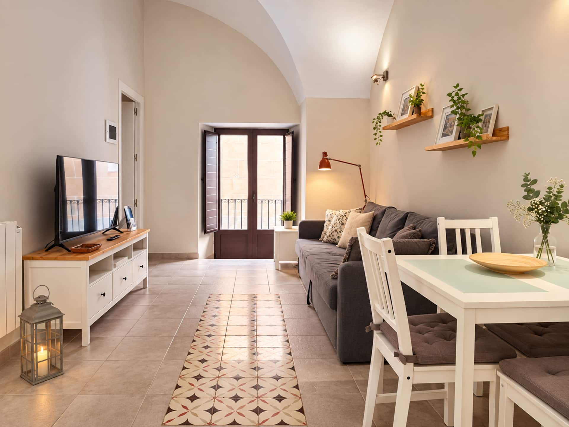 Plaza Mayor 35 Apartments, PlazaMayor35 · 101 C. — photo 2