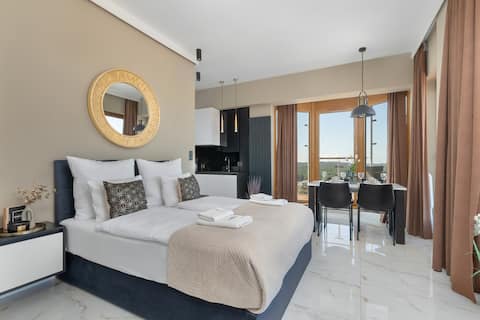 Ambria Apartments Tower 114