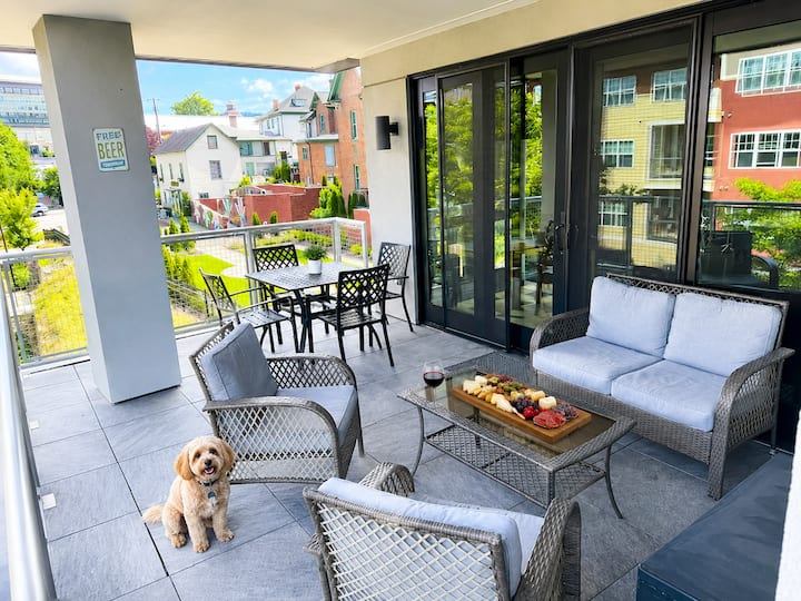 Luxurious Downtown Asheville Condo - Asheville, NC