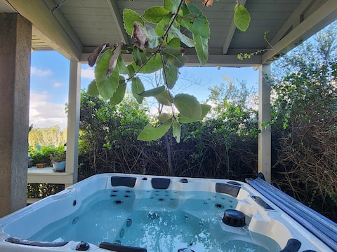 Luxury Galilee Villa: 4 bedrooms, Jacuzzi and fireplace