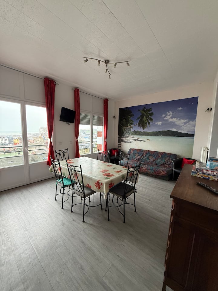 Appartement Au Tréport Avec Vue Sur La Mer 1er - Le Tréport