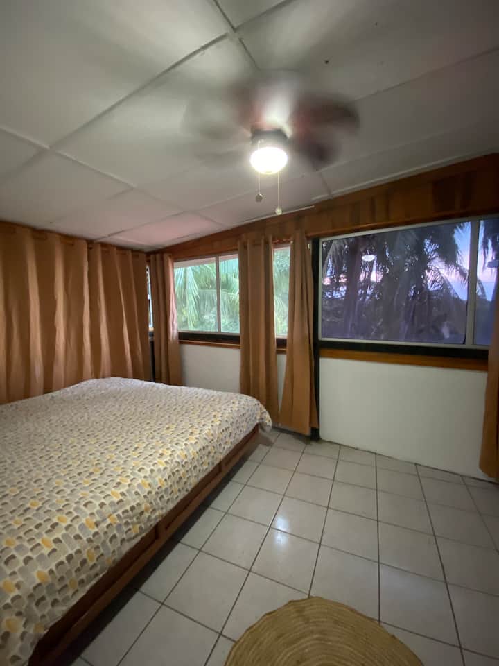 საძინებელი 1