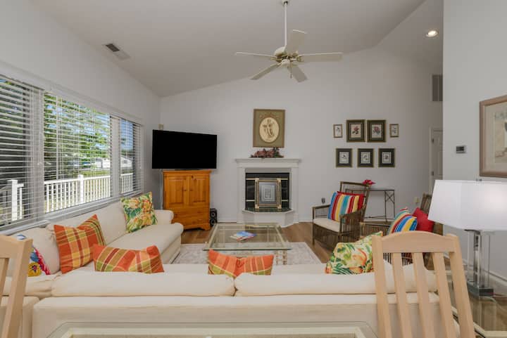 Sleeps 6. Near Bethany Beach. Coastal Calm Retreat - Bethany Beach, DE